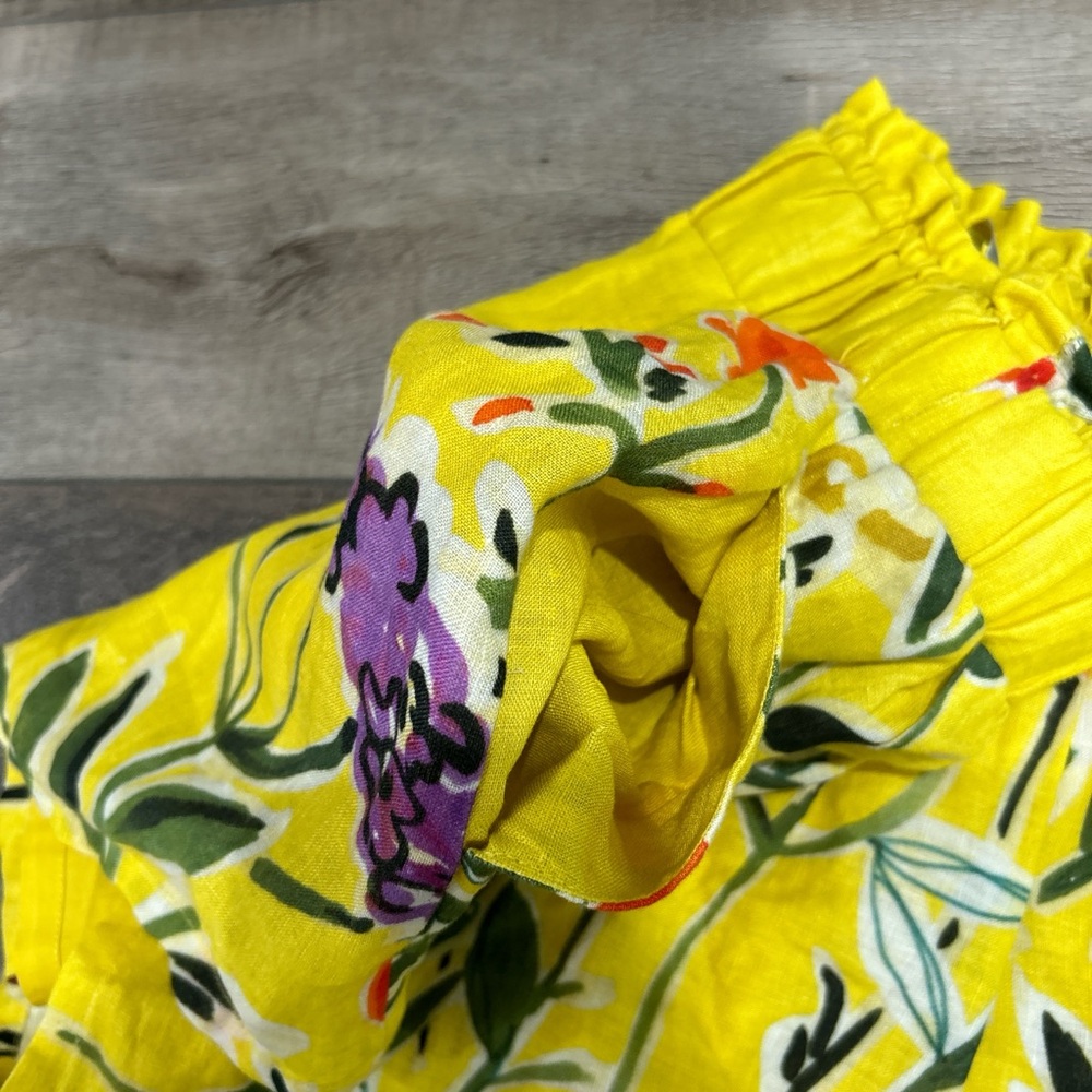 Silvia Tcherassi yellow linen Adelson shorts in golden wallflowers - Picture 6 of 8